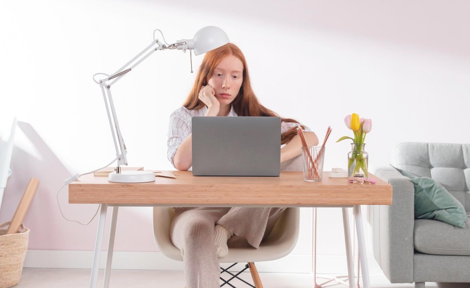 Consultation financière personnalisée avec documents et outils d'analyse